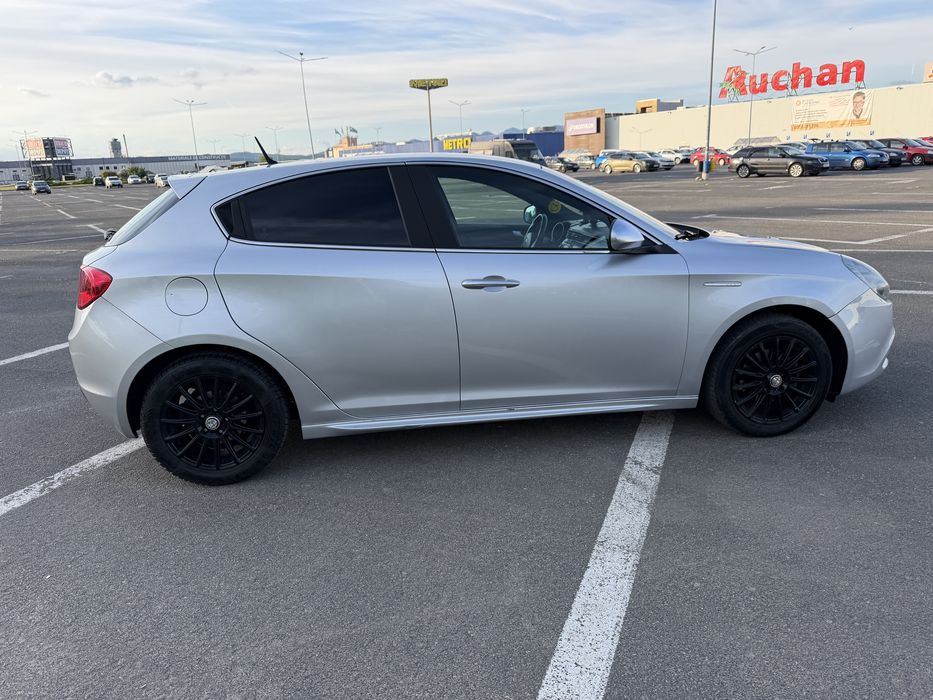 Alfa Romeo Giuletta 1.4 benzina 2011