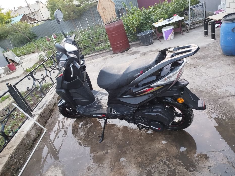 Продам скутер BamX