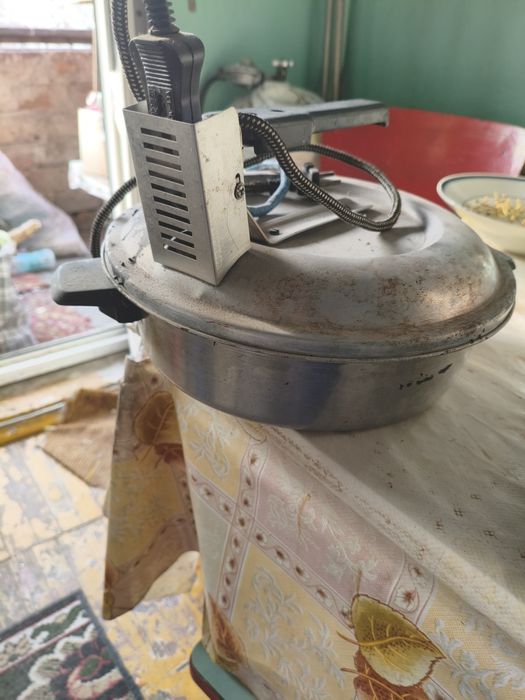 Продаются духовка и электропечка