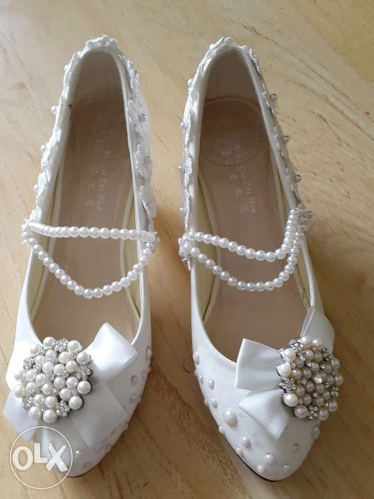 Vand rochie de mireasa personalizata + accesorii asortate
