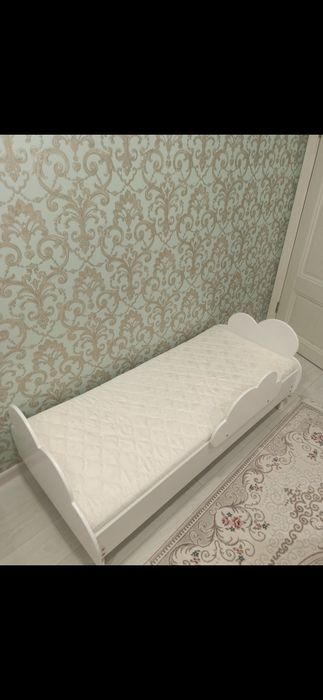 Отдам детскую кровать.