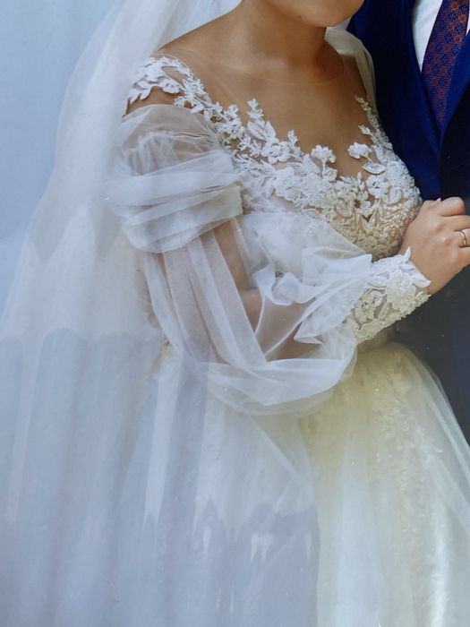Свадебное платье