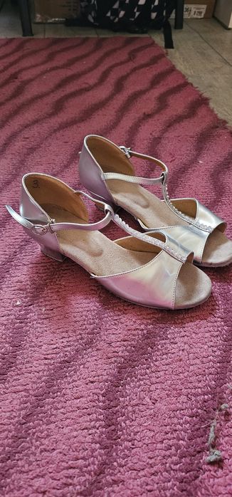 Продам Костюм карнавальный 140-145