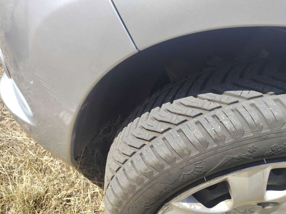 Автомобили и авточасти