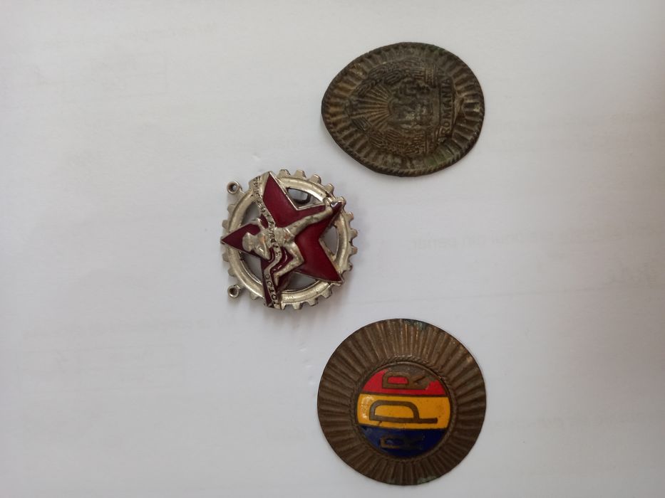 Insigne,românești și sovietice