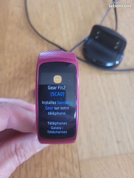 Xiaomi samsung huawei Fitness brasletlar bor