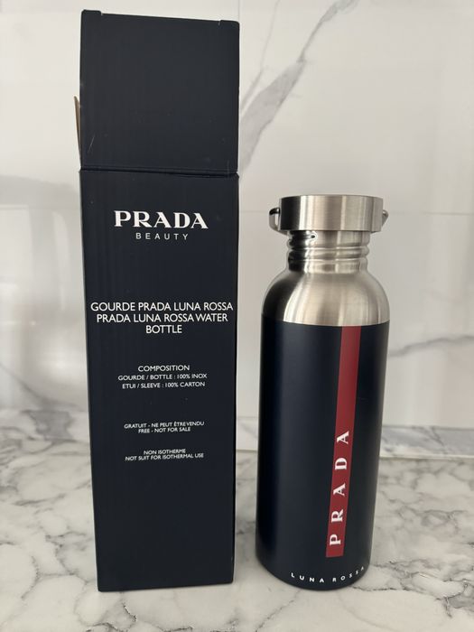 Prada бутылка для воды оригинал