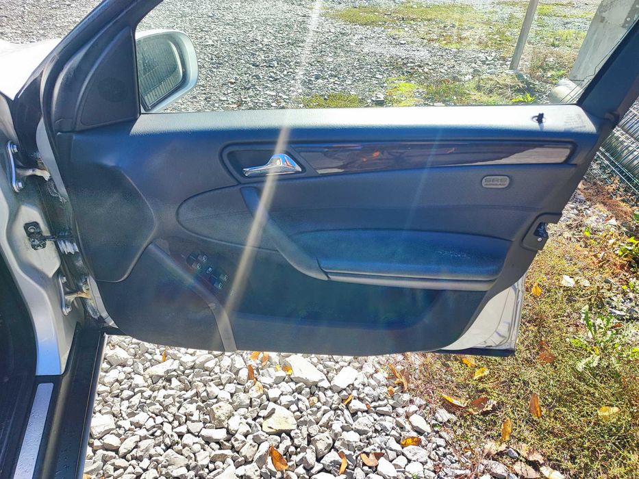 Салон от Мерцедес кожен W203 фейса седан