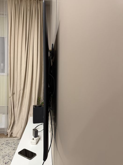 SAMSUNG телевизор