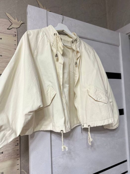 Пиджак и джинсовая ветровка