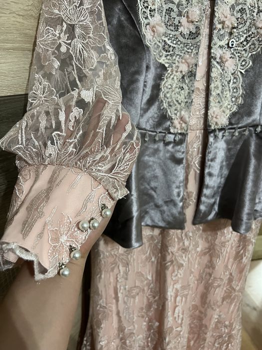 Вечернее платье