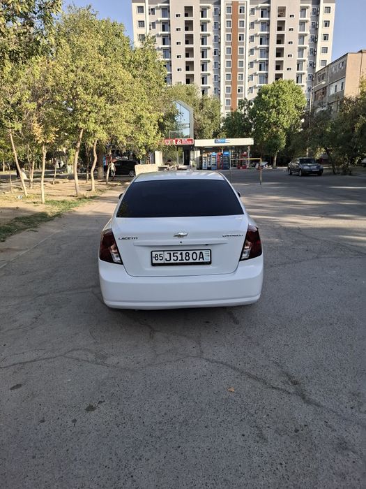 Лассети 1.8 метан газ