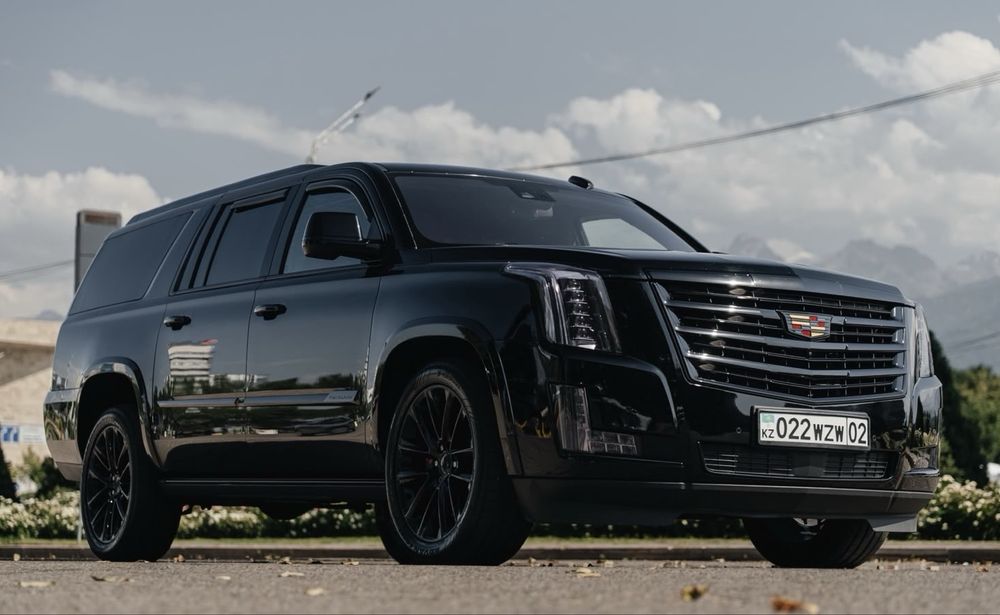 Аренда Кадилак, S class 222, 223, Ролс Ройс, Майбах, V class, Спринтер