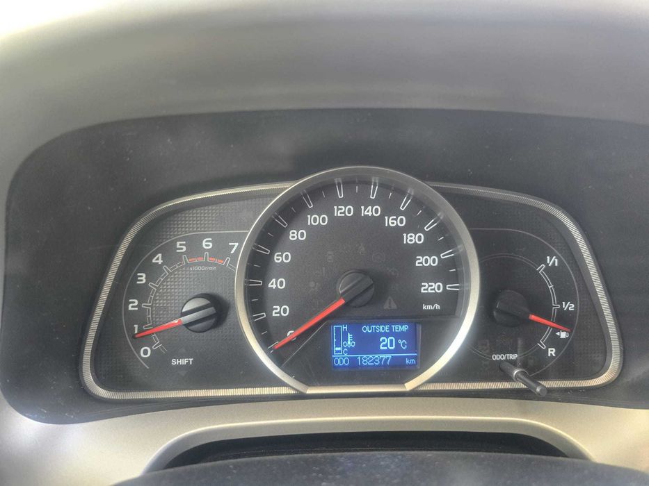 TOYOTA RAV4 2015 — imagine 3
