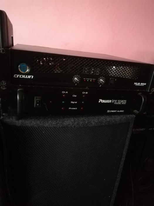 Amplificator putere statie: crown xls602, crest audio.