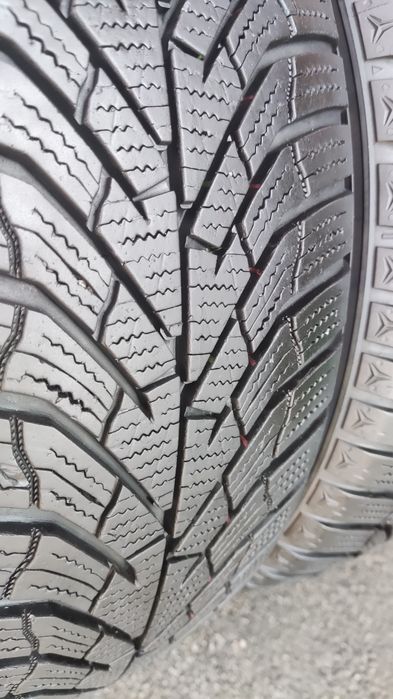 4бр. зимни гуми 205/55/16 Kumho Winter Craft WP52
dot23
