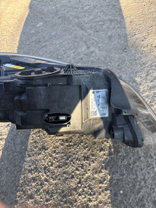 Opel insignia 2016г. фар матричен