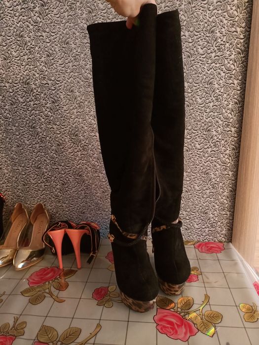 Продам сапоги ботфорты