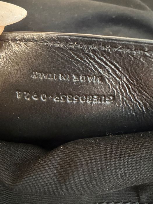 ysl чанта закупена от алюр