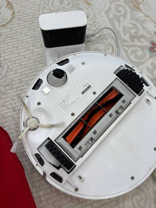 продам робот пылесос