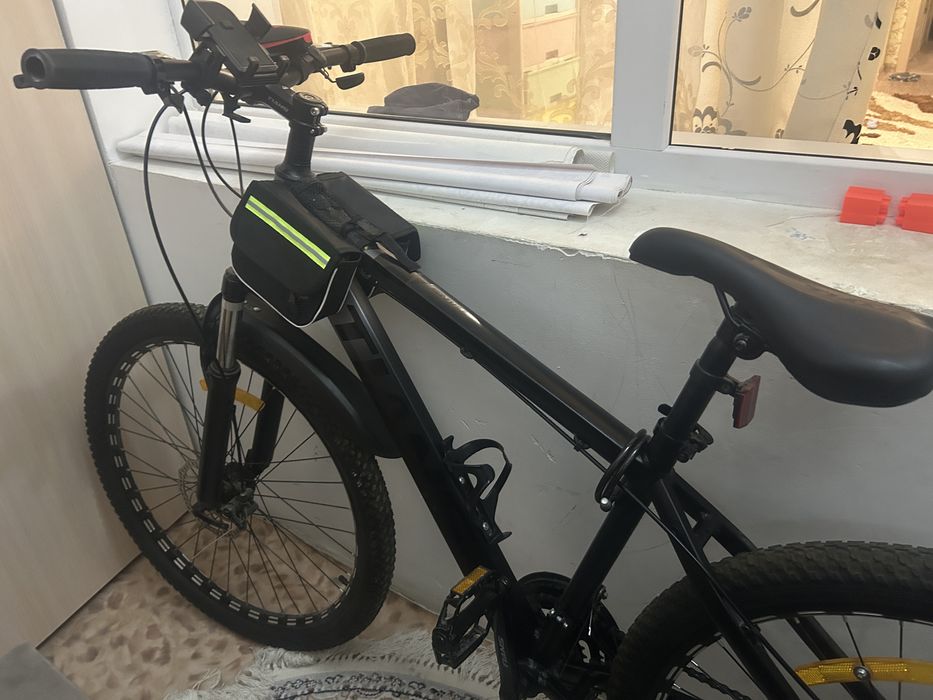 Велосипед,продаетса состаяние идияльное