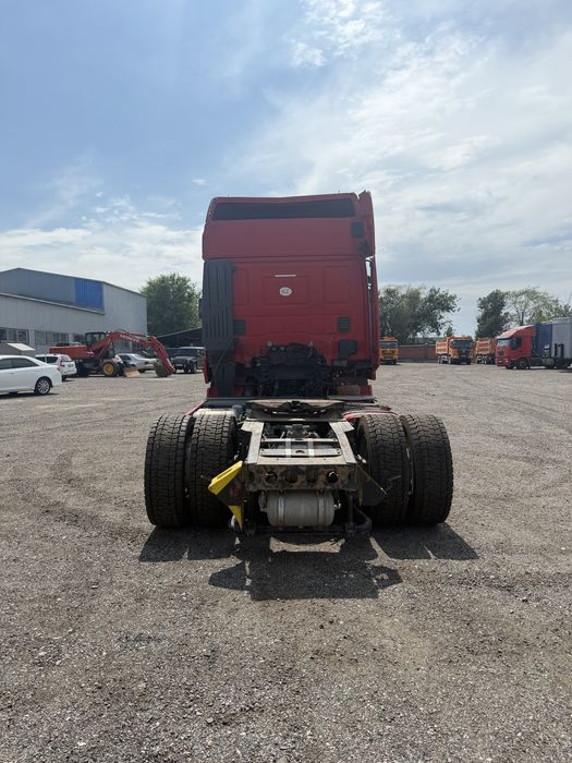Продам тягач Iveco