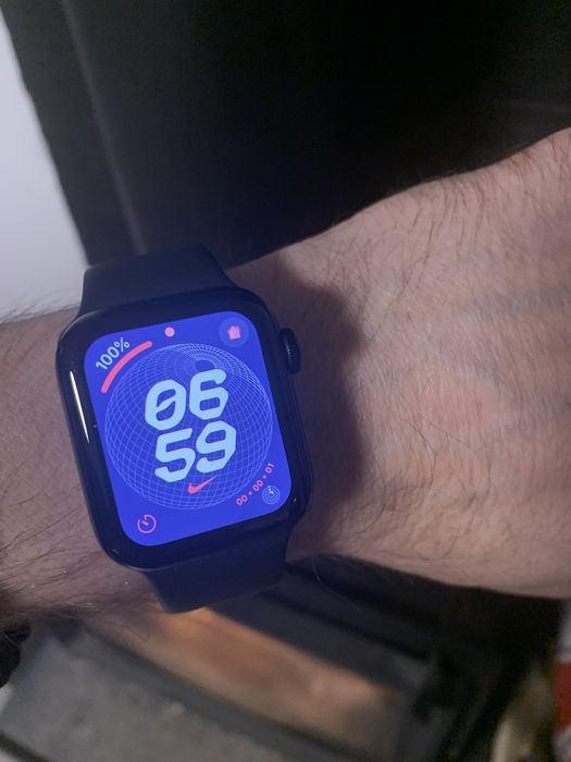 Apple Watch SE 2023 GPS Carcasă Midnight Aluminium 40mm M/L