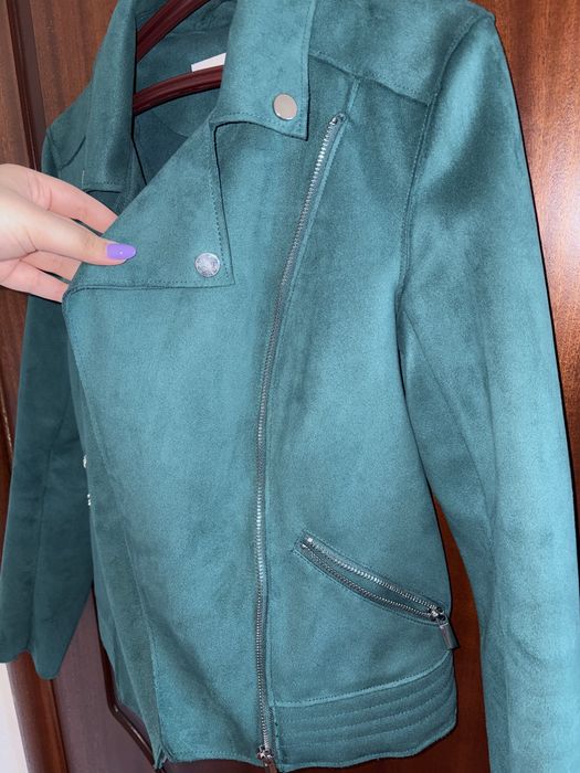 Продаю 2 куртки из бархата