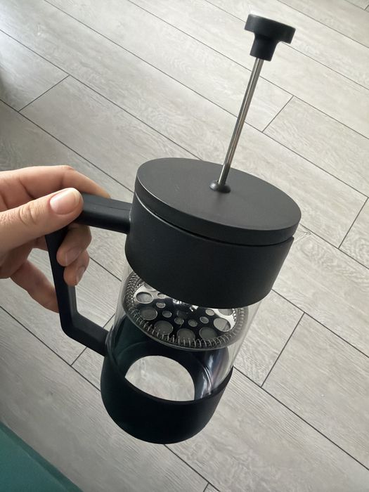 Vand cafetiera din sticla