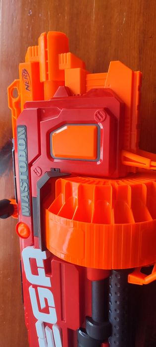 Mega nerf 83 cm MASTODON