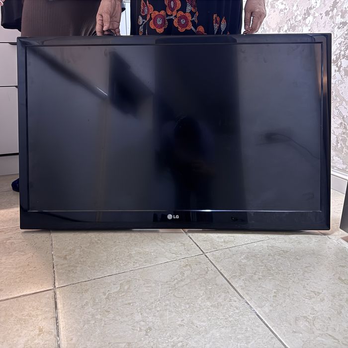 Телевизор в хорошем состояний