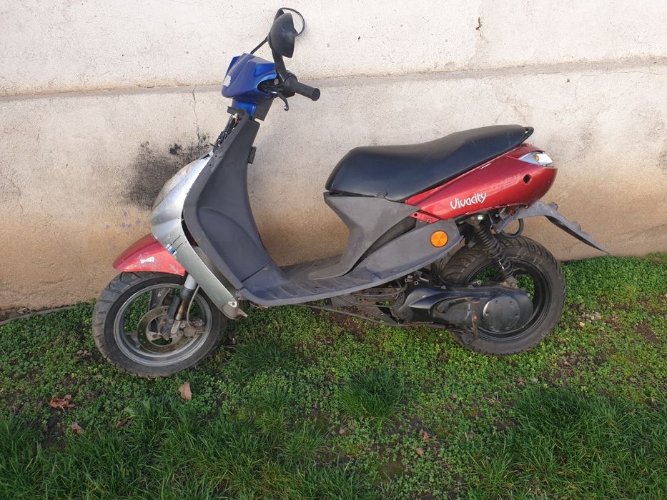 Peugeot Vivacity 50cc.