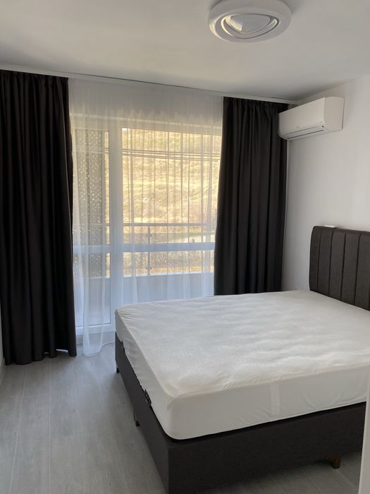 Чисто нов двустаен апартамент с маза и гараж с автоматична врата.