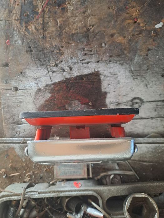 Концилярский дырокол