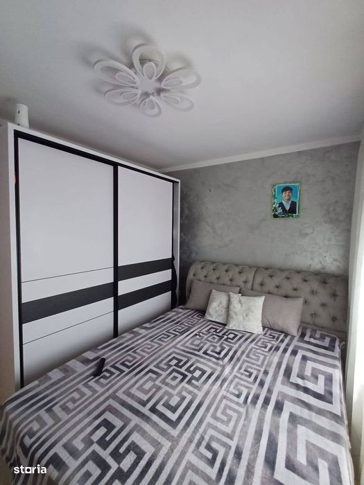 De vanzare 2 camere,mobilat,utilat,renovat,Pret 43000 euro