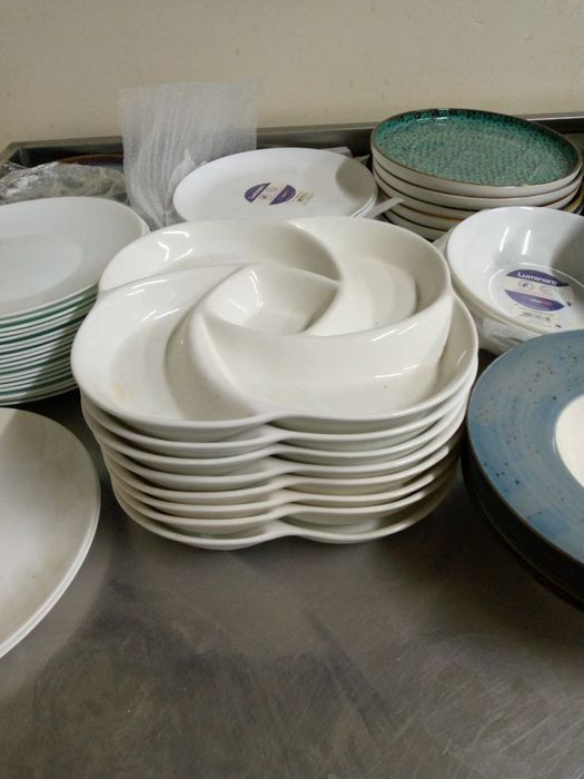 Продаётся посуда для европейской кухни и для вафли