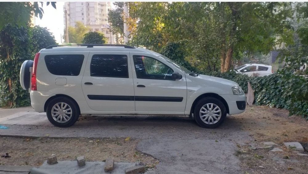 Lada largus 2019 holati edial kraskasi toza moshina toshkentda