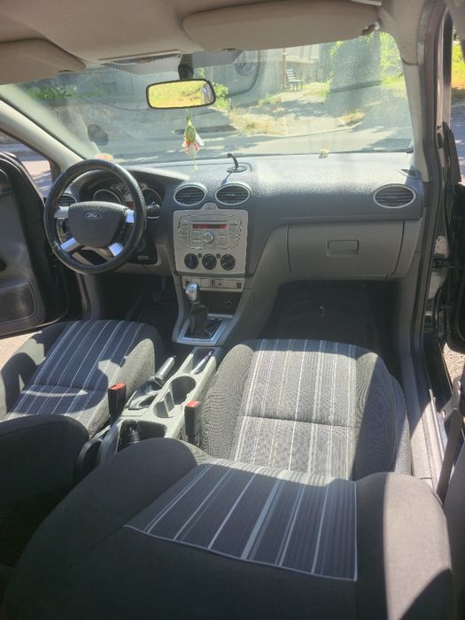 FORD Focus 2009 — imagine 4