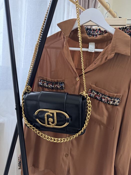 Панталонки Other Theory, чанта Liu Jo