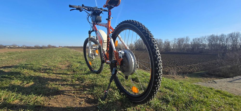 Bicicletă electrică KTM eRace BionX – downhill – 2 baterii Bluetooth