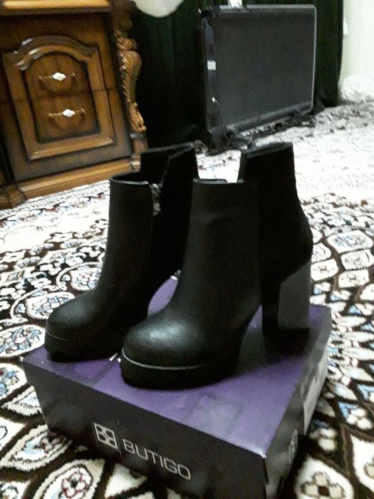 Zimni sapochka chorni