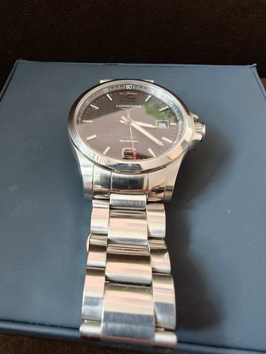 Longines Conquest V.H.P 43mm.- перфектен
