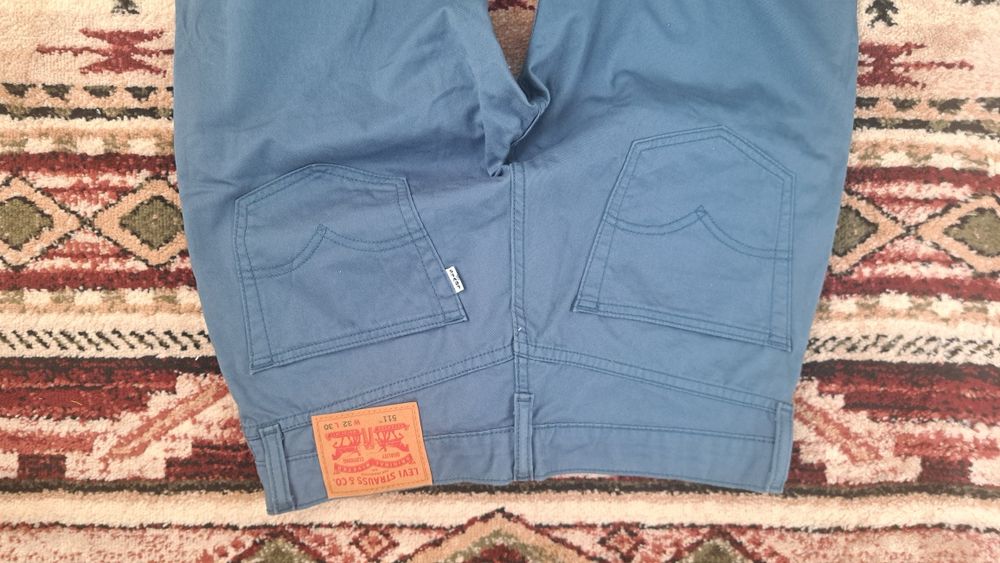 Vand pantaloni stil chino Levis Levi s levi's 501 marimea 32x30
