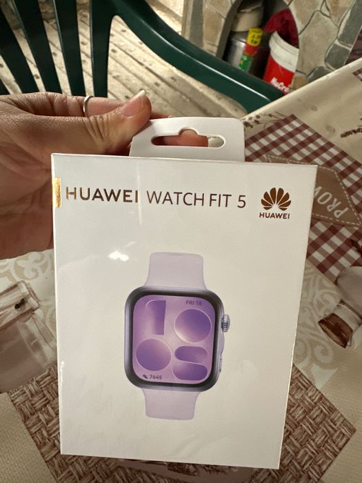 Часовник HUAWEI watch fit 5