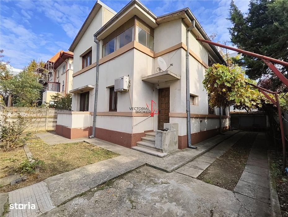 Casa spatioasa cu gradina mare zona Expozitiei  Agronomie