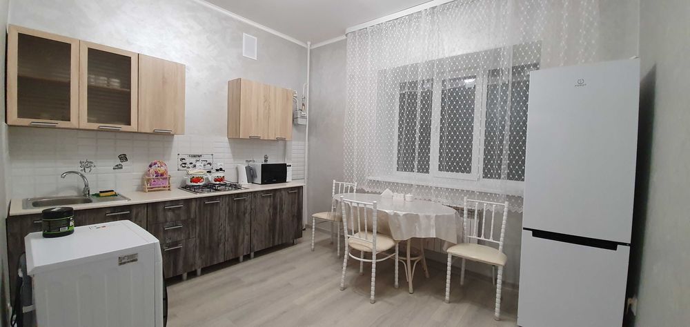 Сдам 1 к кв Батыс2 посуточно