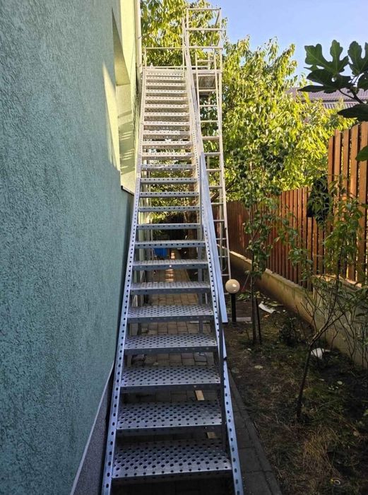 Scări metalice industriale