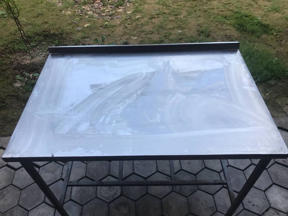 Nerjaveka Stol 100/60