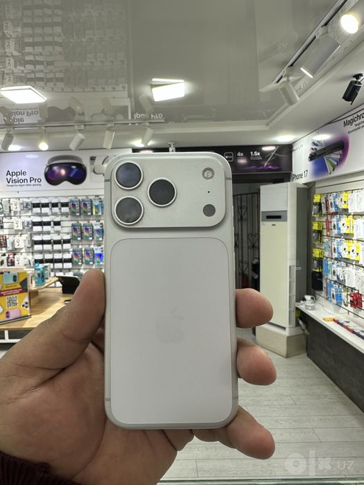 17 pro 256 gb ideal