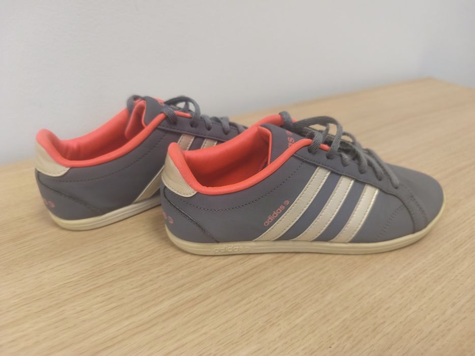Adidas Neo 36 (22cm)